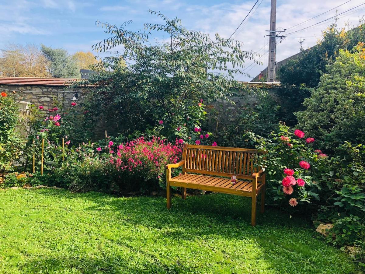 La Plaine De L'Angelus Bed & Breakfast Chailly-en-Biere Exterior photo