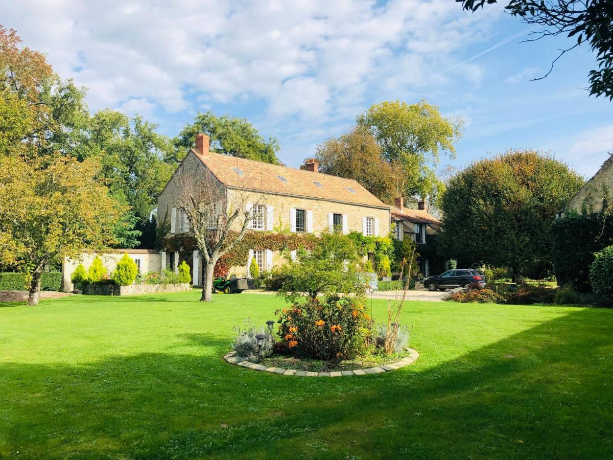 La Plaine De L'Angelus Bed & Breakfast Chailly-en-Biere Exterior photo
