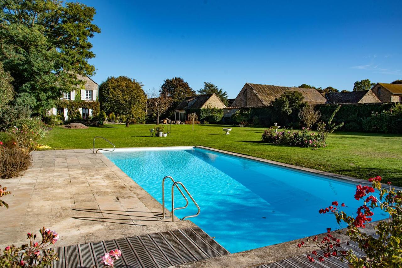 La Plaine De L'Angelus Bed & Breakfast Chailly-en-Biere Exterior photo
