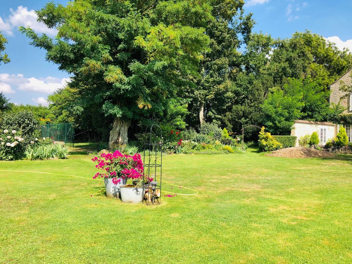 La Plaine De L'Angelus Bed & Breakfast Chailly-en-Biere Exterior photo